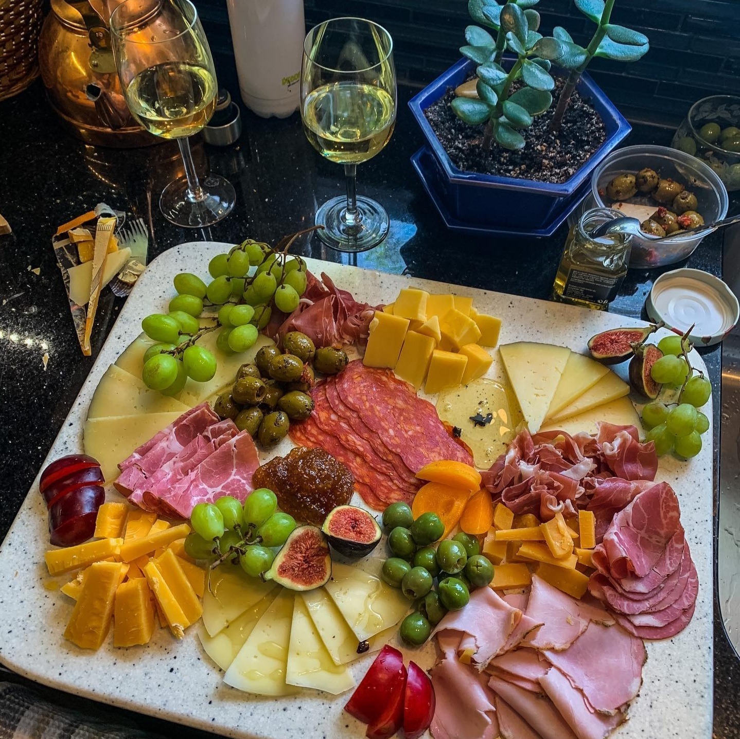 A Guide To The Perfect Charcuterie Board At Home.