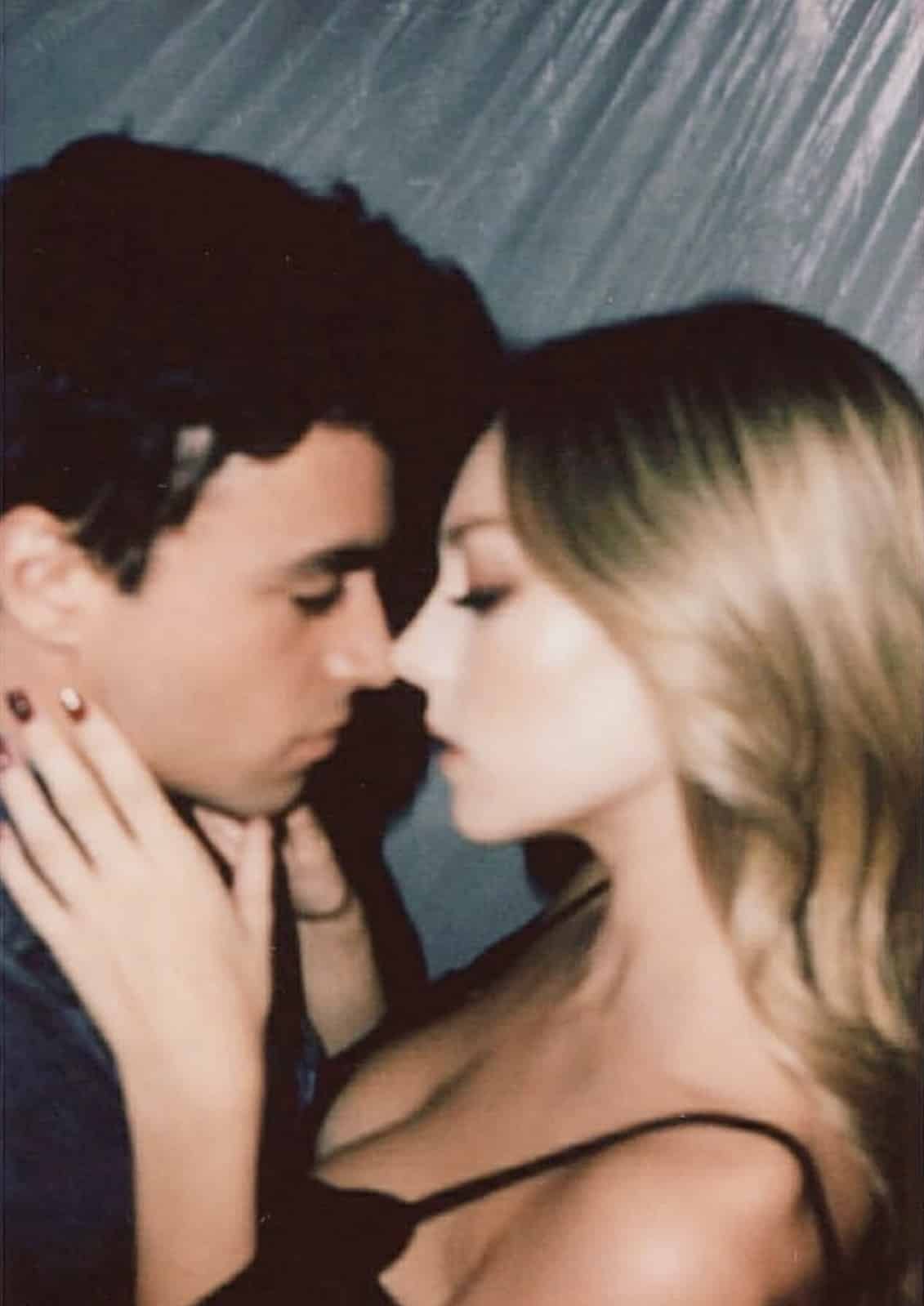 12 Sexy Ques To Spark Your Date Night